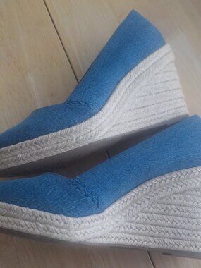Lucky Brand Wedge Shoes - LK-Imula - Size 7.5 New in Box Blue/white (2664)